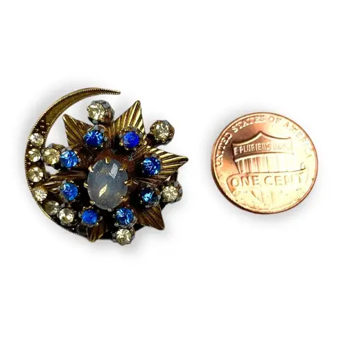 The Moon Elegant Vintage Floral Brooch Mid-Century Modern