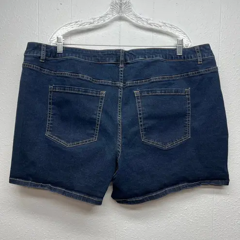 Lane Bryant  Essential Stretch Girlfriend Shop Mid-Rise Womens Denim Shorts Sz 22