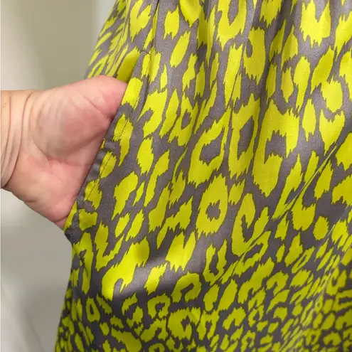 Mimi Chica Sleeveless Leopard Print Mini Dress Green/Gray V-Neck Pockets Silky