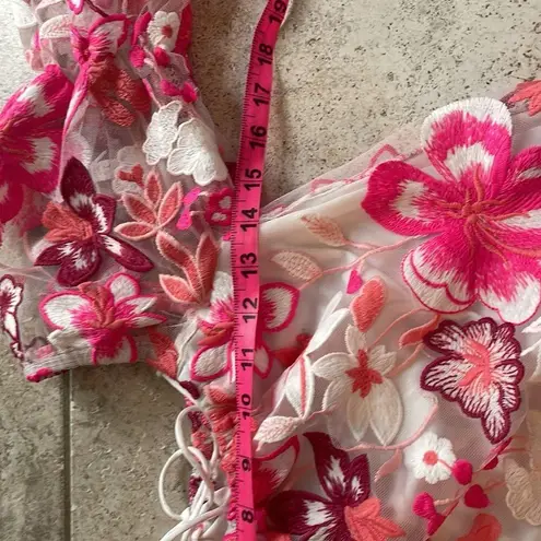 Alexia Admor Embroidered Off the Shoulder Top