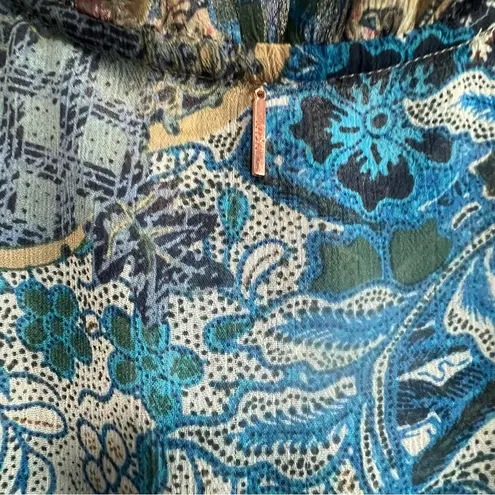 MISA Los Angeles Misa Amata Dress
Patchwork Batik, in Excellent Pre Loved Condition