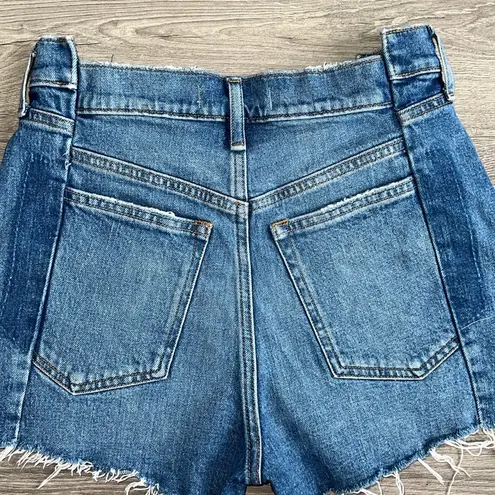 Abercrombie & Fitch  The Mom Shorts High Rise Cut Out Waist Blue Wash Size 26 / 2