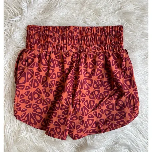 Vitality x Cosmopolitan Vista Shorts Wildberry Size Small Orange