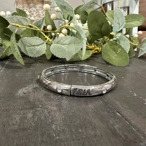 Lia Sophia Sentiment Silver Tone With Cut Stretch Bracelet