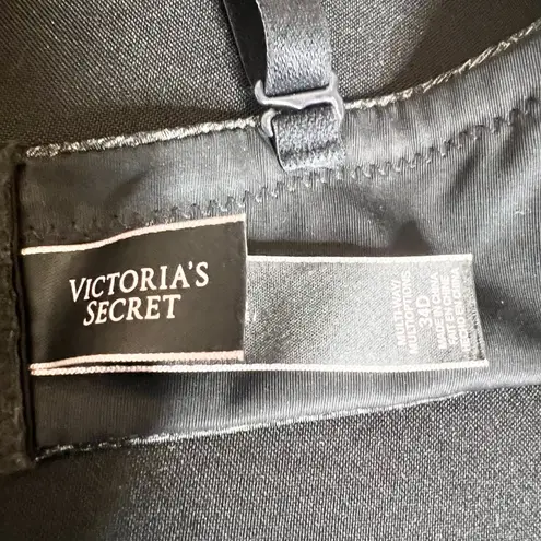 Victoria's Secret Victoria’s Secret Grey & Black MultiWay Bra Size 34D Lightly Lined T-Shirt Bra