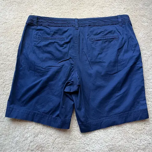 Natural Reflections Women’s Navy Blue Flat Front Chino Shorts - Size 16 - VGUC