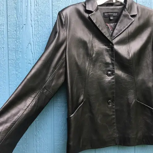 Kenneth Cole  100% Leather Jacket Coat Black Button