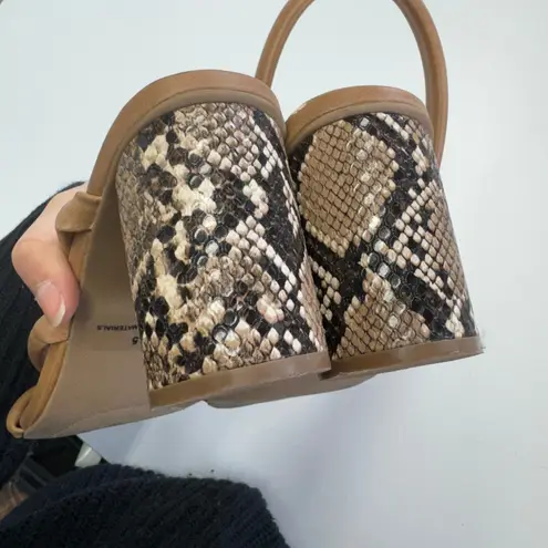 Dolce Vita Heels Womens 9.5 Brown Tan Myla Snakeskin Slip On Sandals