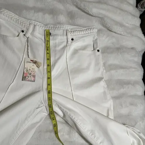 Johnny Was NWT size 30 The Braided Waist Wide-Leg Stretch Denim Jeans