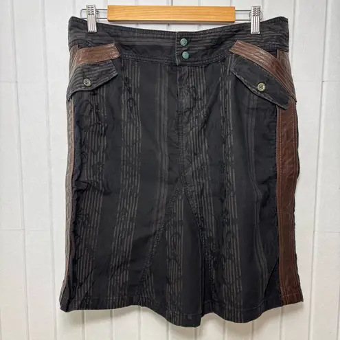 Diesel Vintage Black and Brown Skirt with leather on the side Size 31