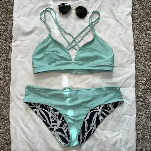 Lululemon REVERSIBLE  BIKINI SET