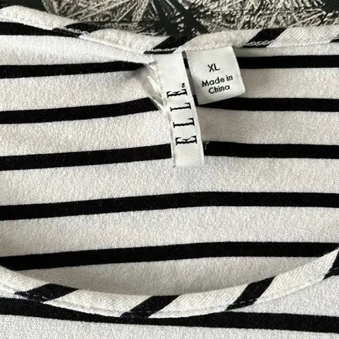 Elle STRIPED COLD SHOULDER DOUBLE OR RUFFLE SLEEVES SWING BOTTOM BLOUSE