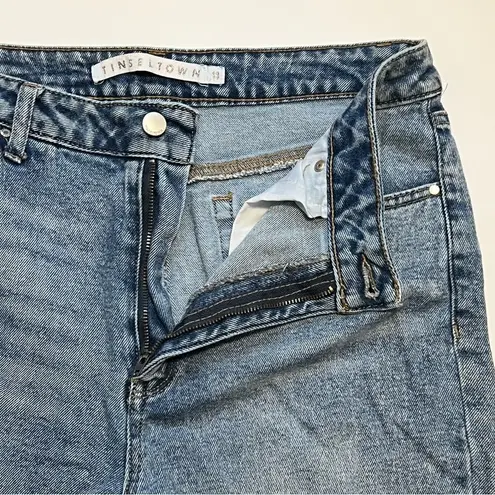 Tinseltown Hi Rise The Mom Jean Distressed Light Wash Raw Hem Jeans Size 13