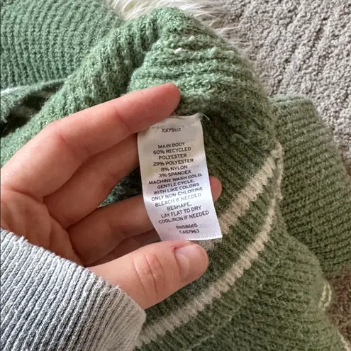 BP  Sage Green Crop Collared Polo Sweater - Image 5