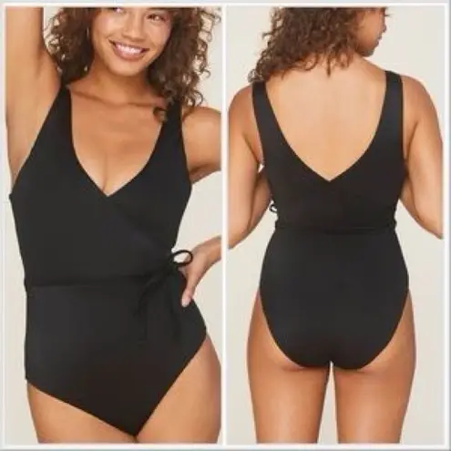 ANDIE The Belmar One Piece Black Size Small New With Tags