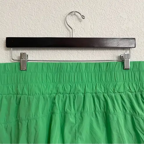 JoyLab Joy lLab Womens Shorts Green Athletic Running Wide Waistband Lined Size XL