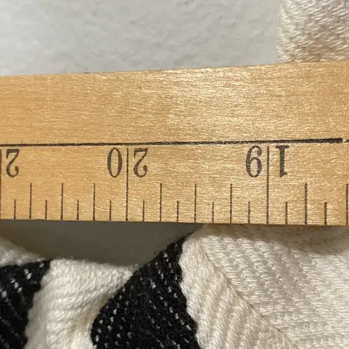 dRA Los Angeles Black White Striped Open Cropped Cardigan Jacket Textured Small