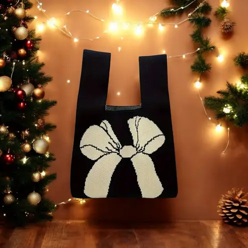 Chic White Bowknot Knit Style Satchel Elegant Stylish Black White Bow Handbag