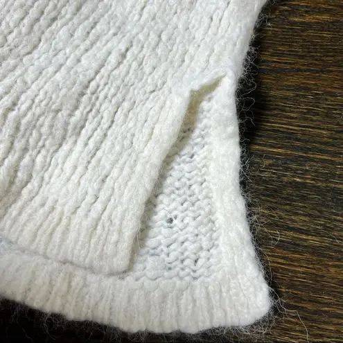 Line The Label White Baby Alpaca & Wool Blend V Neck Cropped Sweater Size XS