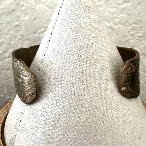 Artisan Textured Gold