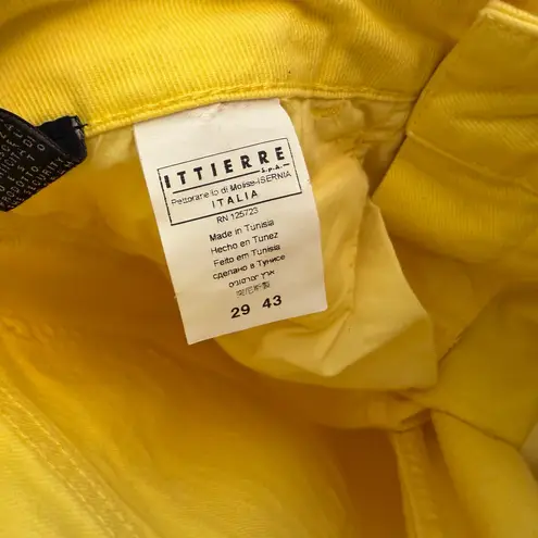 Just Cavalli Bright Yellow Straight-Leg Jeans – Size 29 – NWOT – Rare Colorway