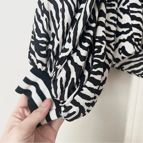 Hunter Bell Zebra Printed Sydney Top