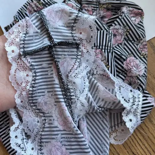 Marilyn Monroe sz XL Womens Silky Floral Lace Striped Bow Pull On Stretch Shorts