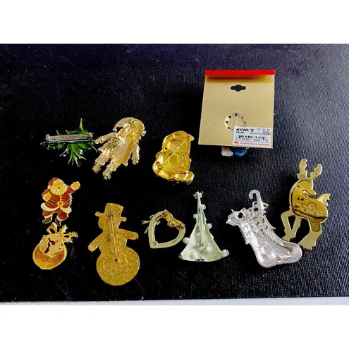 Costume Jewelry Christmas Brooches & 2 Button Covers Lot Vintage To Modern Gold