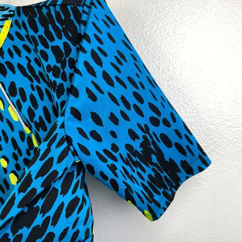 Jamie Sadock Womens Small Short Sleeve Top Blue Golf Animal Print Neon 1/4 Zip