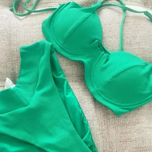 Becca Modern Edge Two Pieces Bikini Set: Sz S Bottoms, Sz L Top