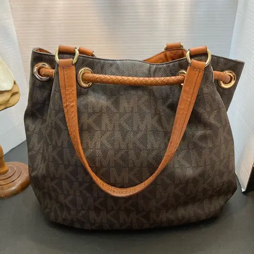 Michael Kors SIGNATURE bucket LOGO TOTE with drawstring tassels MK SHOULDERBAG Brown