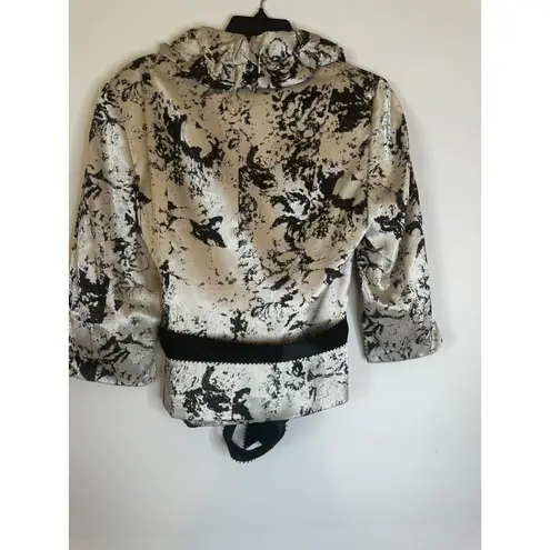 Victor Costa Metallic Jacquard Ruffle Blazer Jacket Size 8 Evening Wear White
