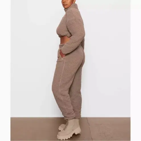 SKIMS Teddy Sherpa Jogger Pants