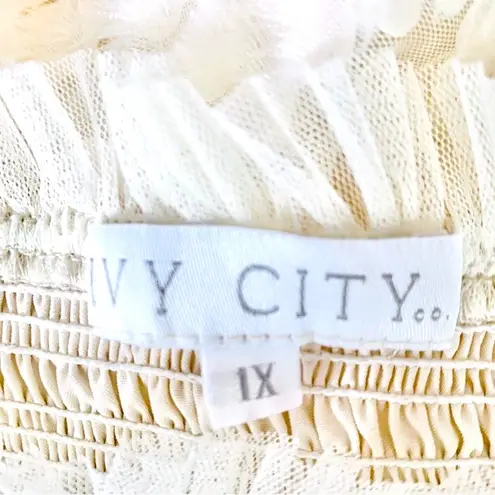 Ivy City Co Cloud Nine Sparkle Cream Textured Smocked Dress. Size 1X