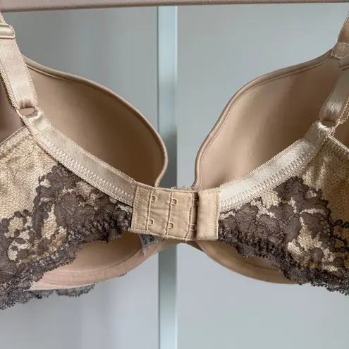 Wacoal Bra Size 38D Beige with Brown Lace