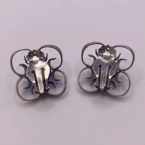 Vintage Austrian Glass “Easter Egg” Clip