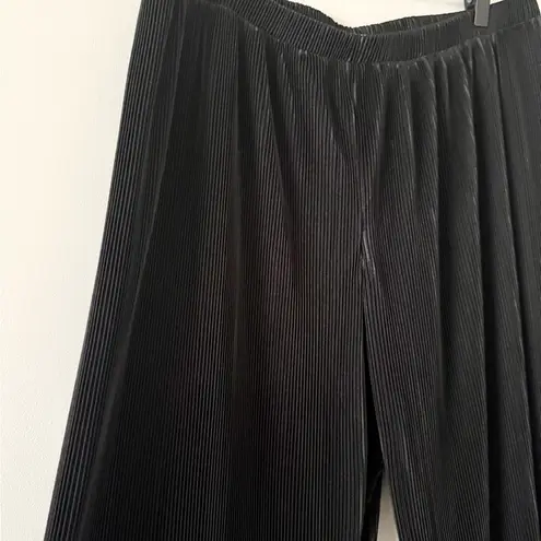 Ro & De Nordstrom Accordion Pleated Cropped Wide Leg in Black - Size XL