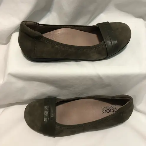 Abeo BIO System Tessa Olive Green Suede Ballet Flats Size 8.5 Comfort