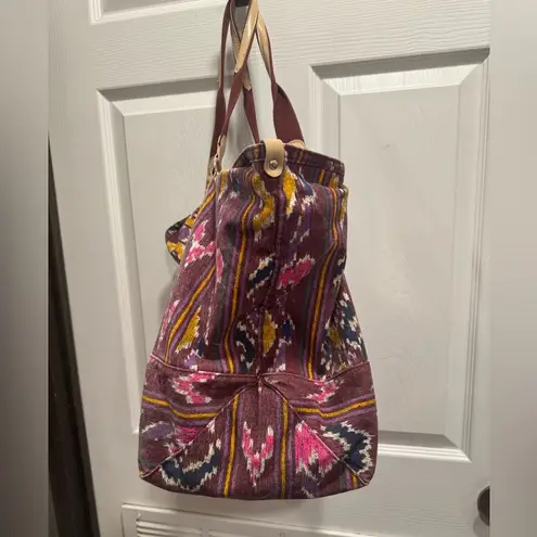 Aztec Print Boho Tote Bag with Snap Closure Pink