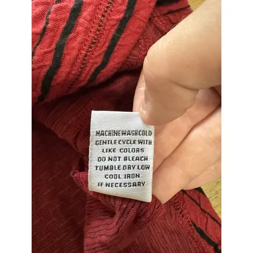 Habitat Clothes To Live In Knit Button Down Vest Women Size Large Artsy Fall Red