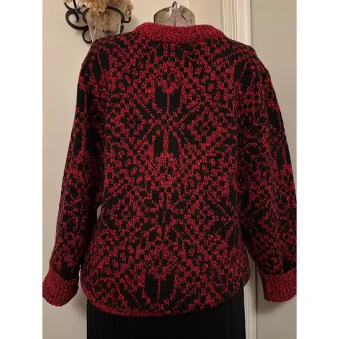 Vintage Red Black Geometric Pattern Wool Blend Sweater Medium Crew Neck Made USA