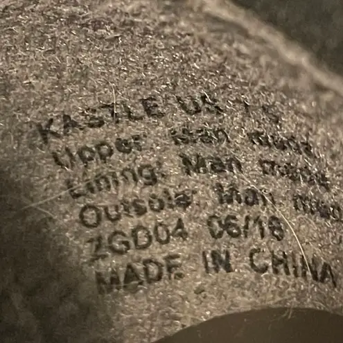 Zigi Soho Gray Kastle Chelsea Double Buckle Chunky Heel Ankle Boots Size 7.5