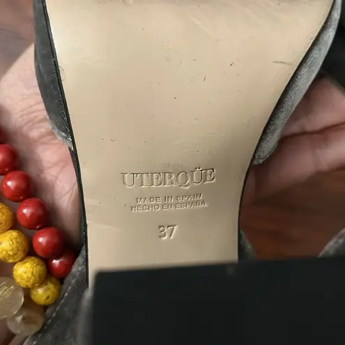 Uterque Gray Velvet Pearl Edgy Feminine Summer Wedding Chic Block Heels Size 37