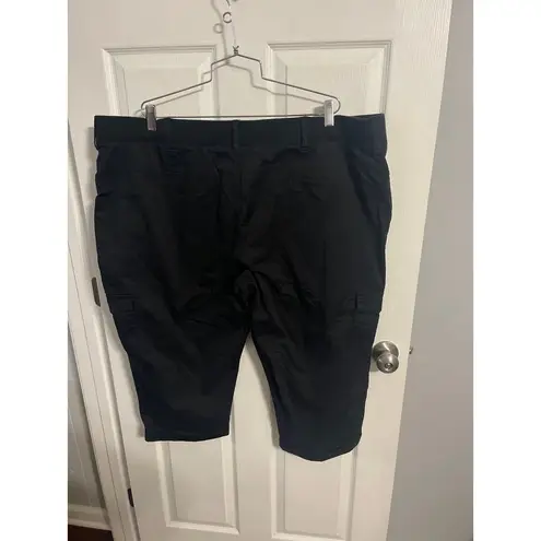 Lee  Austin Knit Relaxed Cargo Capri Black Size 26W New With Tags