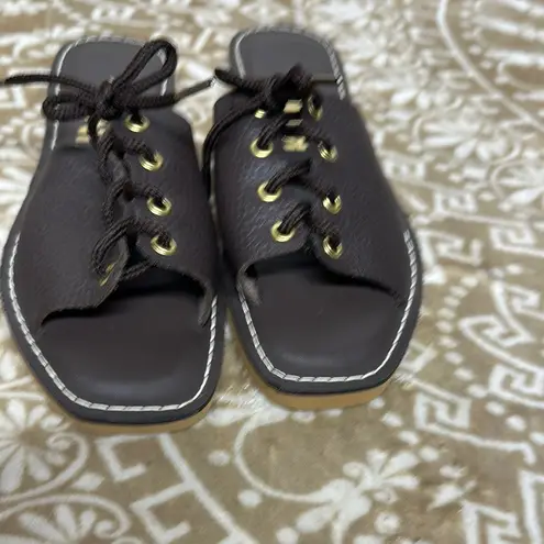 Kino Brown Sandals with Lace Detailing and Flat Sole Made in USA Size 7