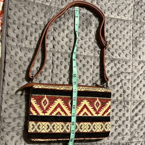 Canyon Sky southwest aztec crossbody with adjustable strap comes with watch new Black