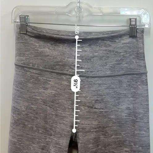 Peloton grey sparkle and striped leggings leggings 7/8 length size medium