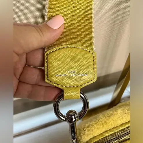 Marc Jacobs  Stylish Yellow Faux Fur Bag with Chain Strap NWT​