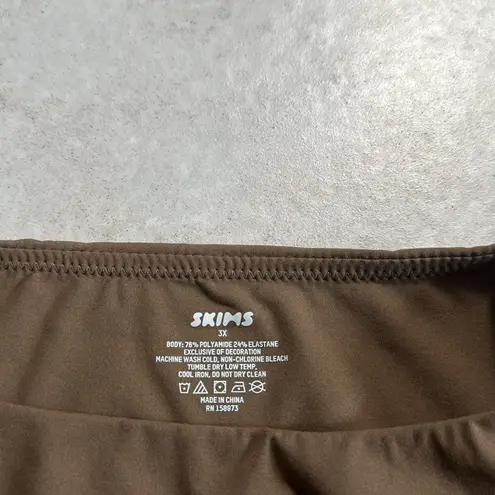 SKIMS NWT  Fits Everybody High Neck Bodysuit in Oxide‎