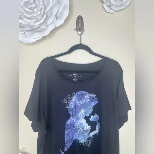 Disney NTM: Aladdin’s Jasmine Black & Watercolor T Shirt in Size 4X